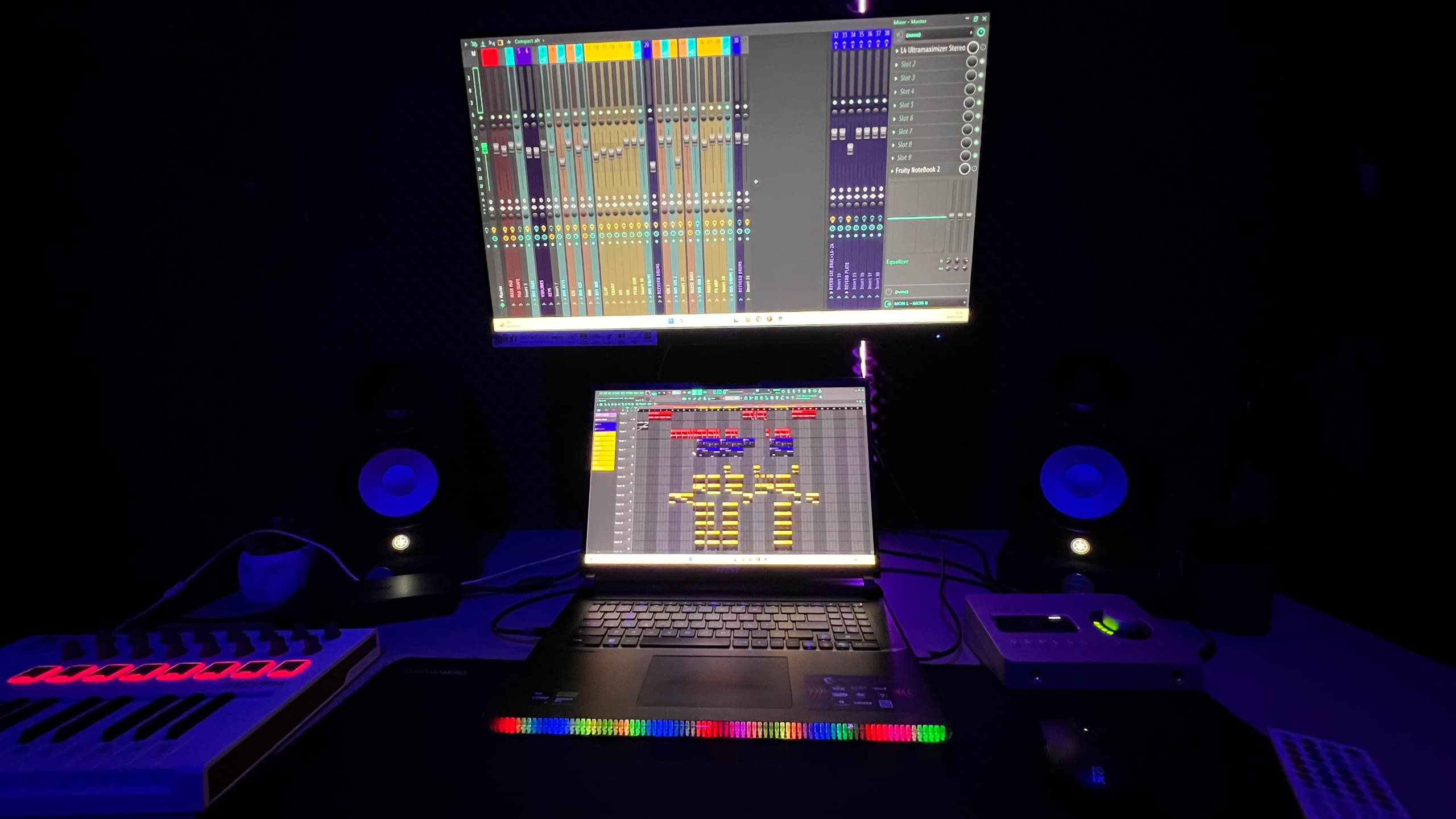 Diferencia entre mezcla y mastering en un estudio de grabación profesional